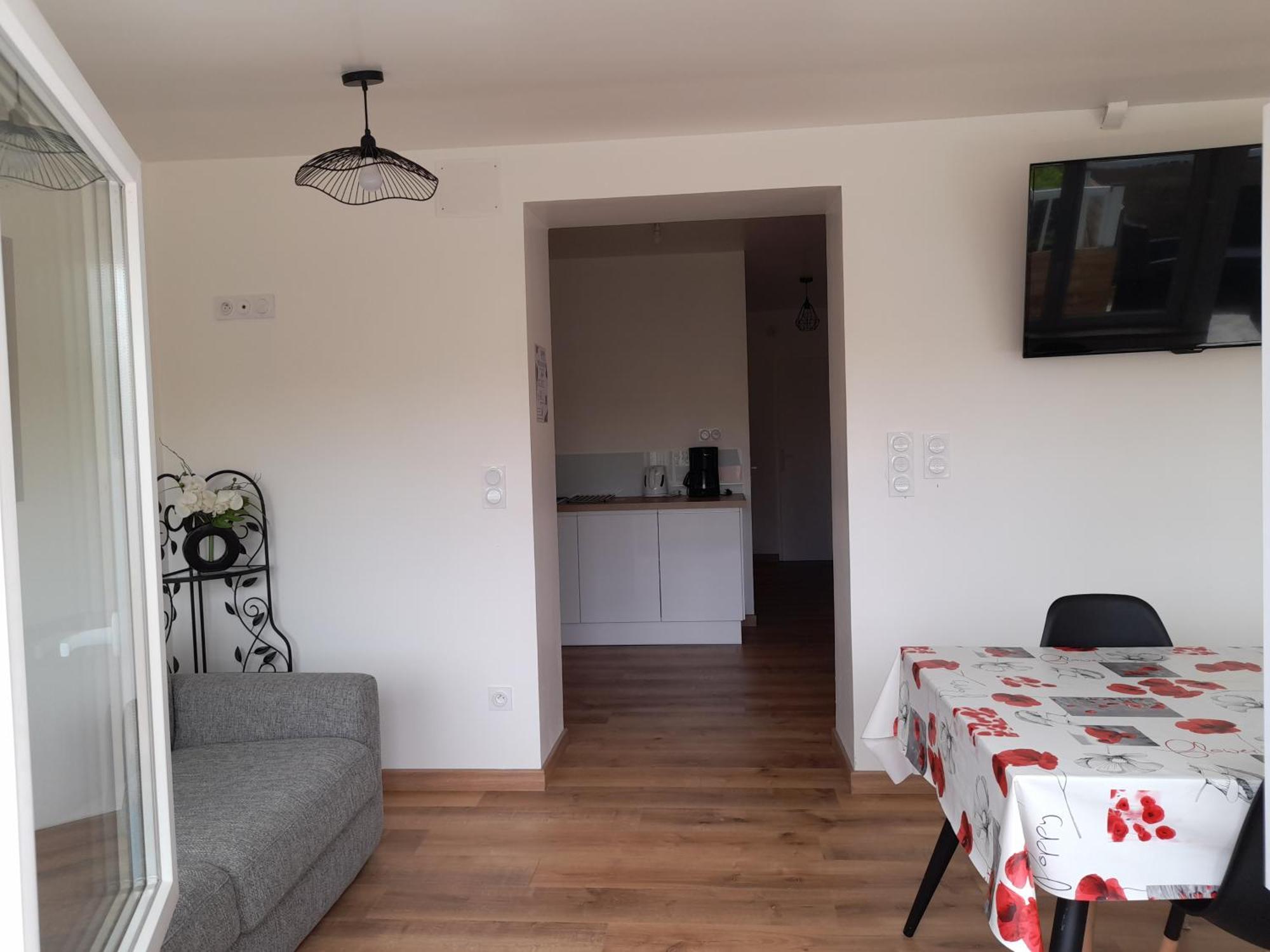 Logement Lumineux Avec Terrasse La Roche-sur-Yon Extérieur photo